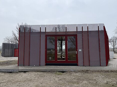 Almeerderstrand atelier front